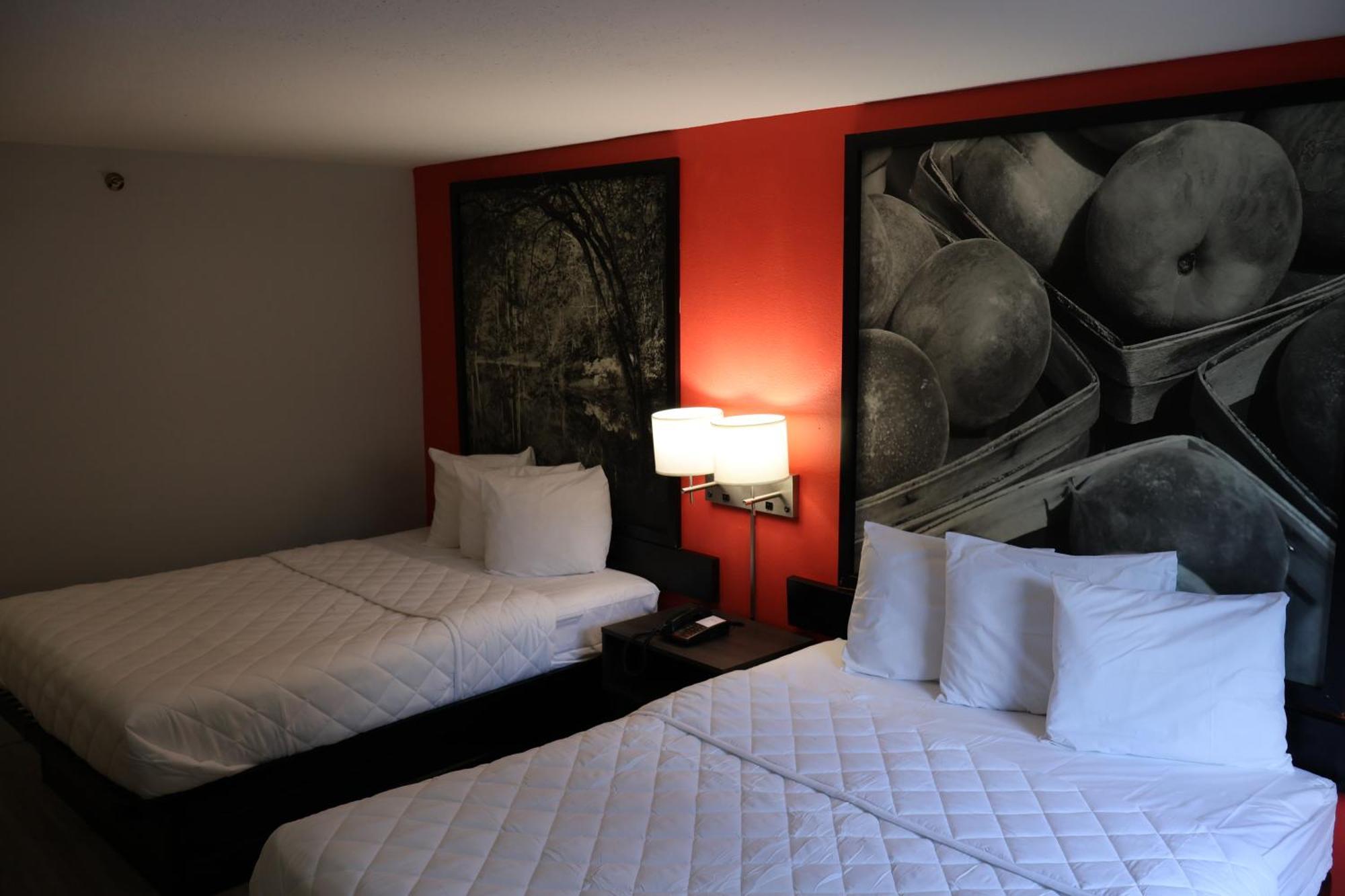 Namaste & 3* Dawsonville